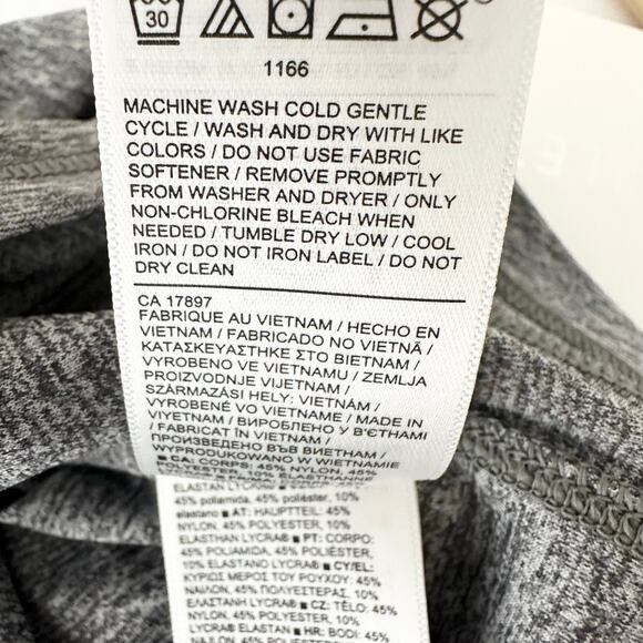 NWT Athleta Pacifica Illume UPF Relaxed Tank | Gray | S L - Picture 10 of 10